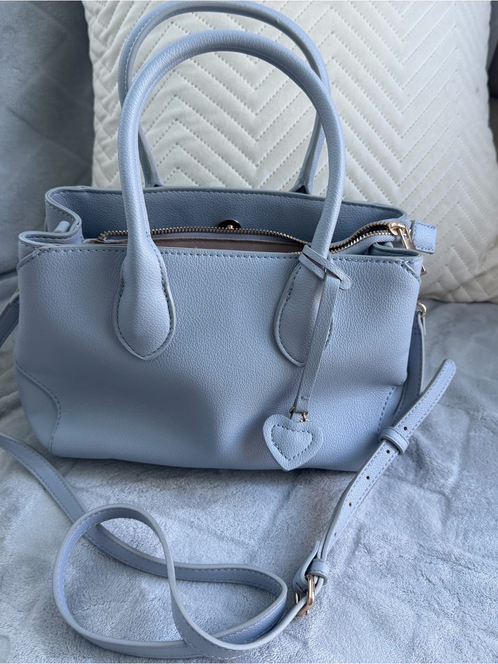 Aldo Classic Small Satchel Handbag in Light Blue 11”x17”